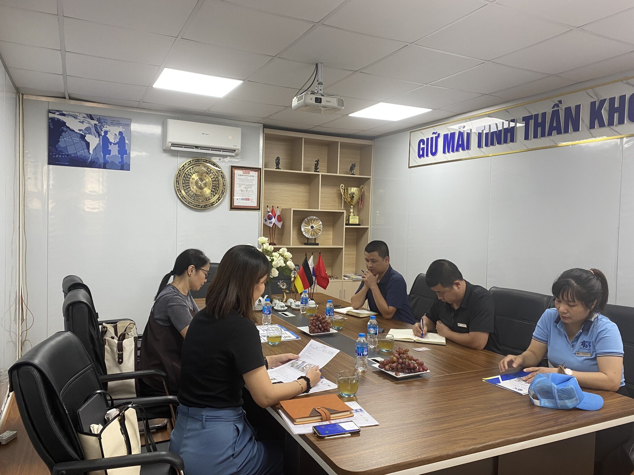 CƠ KHÍ CHÍNH XÁC PHI ĐOÀN 2