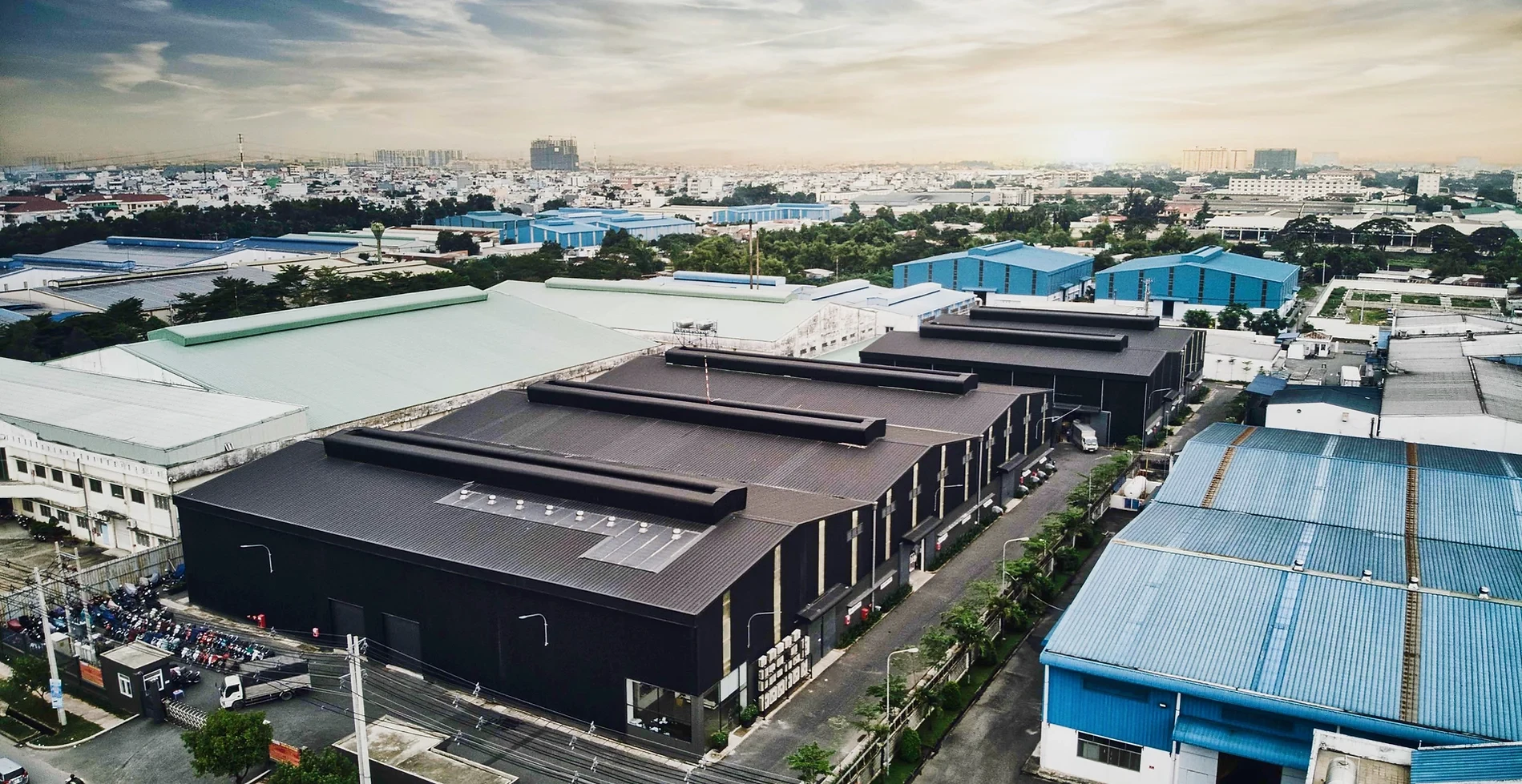 Un-Available LTD Co 10