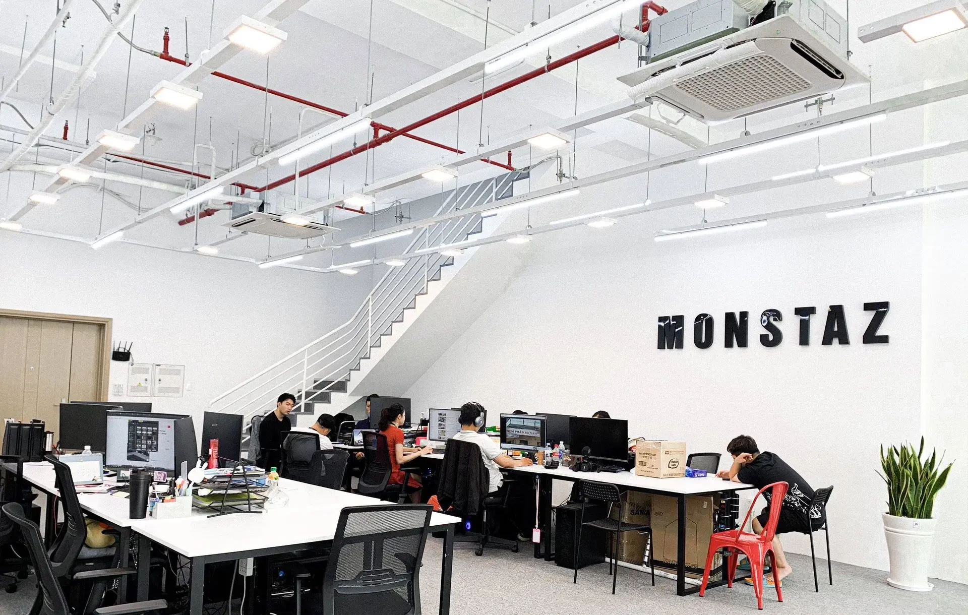 CÔNG TY TNHH MONSTAS 7