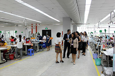 CÔNG TY NHÀ MÁY MAY MẶC ĐỨC 10