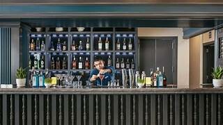 Dịch vụ và Thương Mại Phát Linh 4