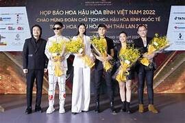 Quảng Cáo Thương Mại Sen Vàng 10