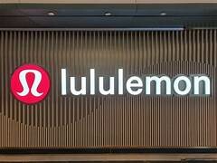 Lululemon Vietnam 2