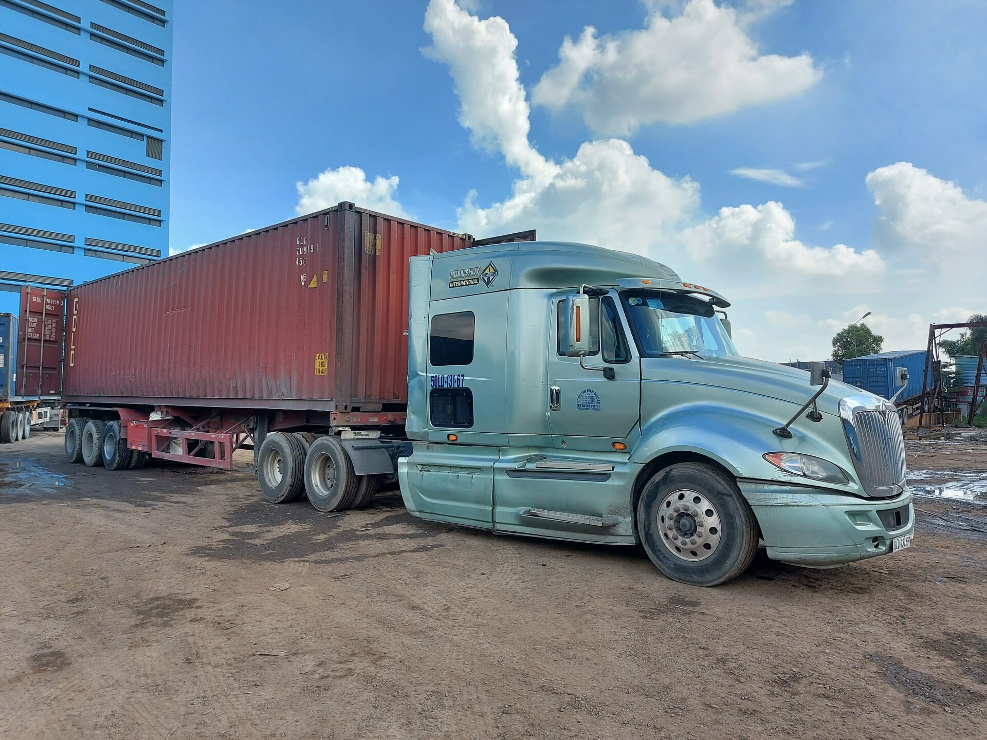 Dịch Vụ Vận Chuyển Thịnh Đạt 3