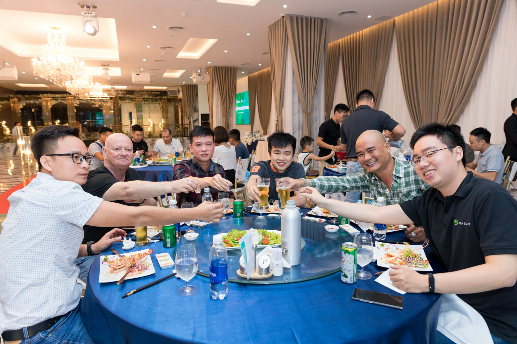 TẬP ĐOÀN ĐIỆN TỬ VIỆT KTV 1