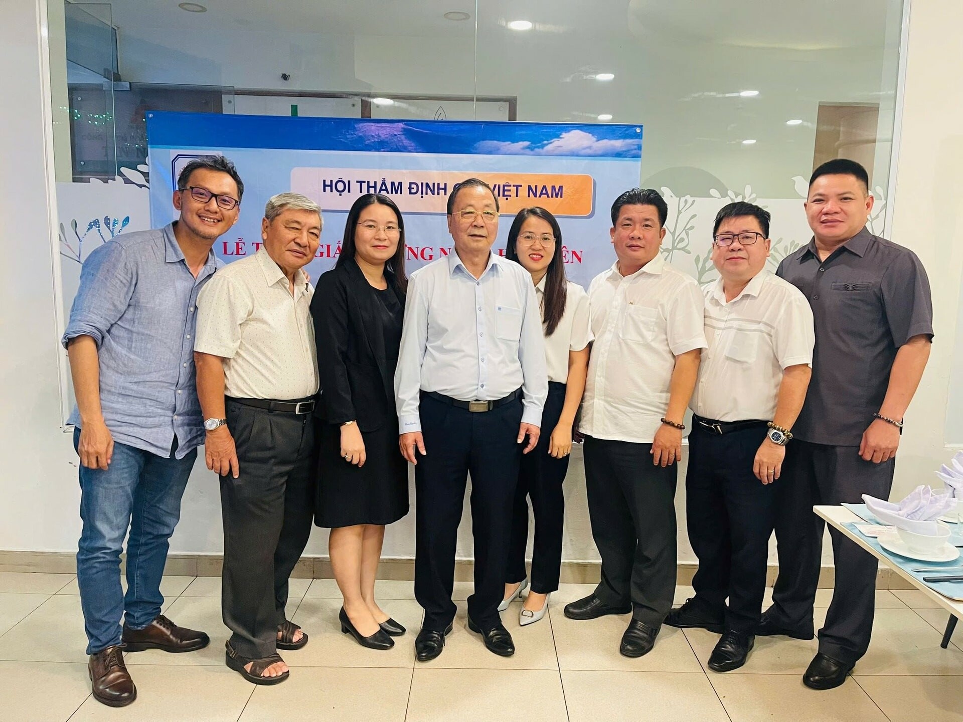 THẨM ĐỊNH GIÁ TÍN NGHĨA 2