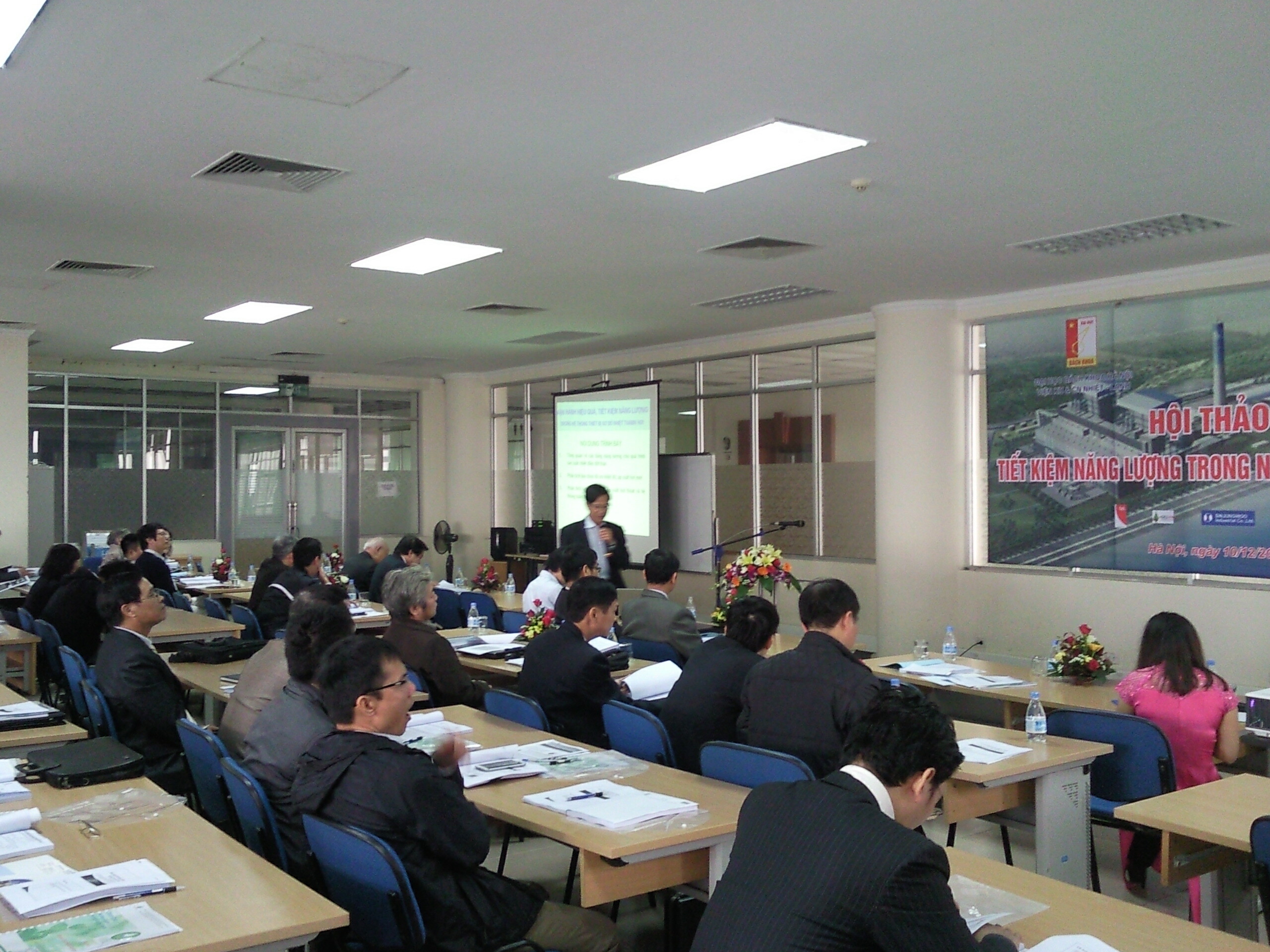 NĂNG LƯỢNG VÀ MÔI TRƯỜNG BÁCH KHOA 10