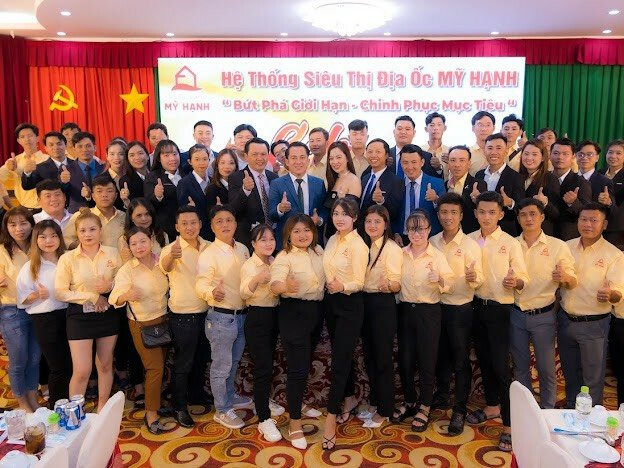 Siêu Thị Địa Ốc Mỹ Hạnh 4