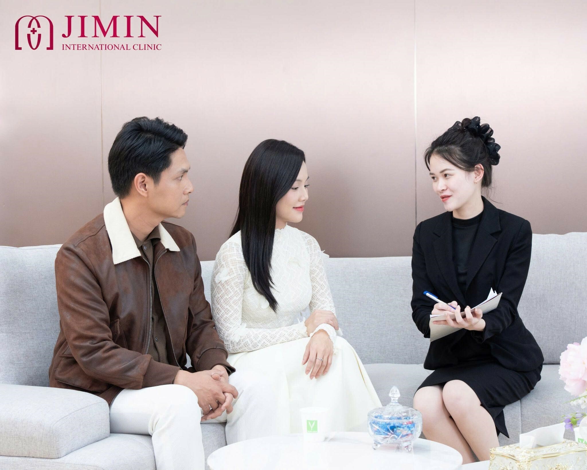 ĐẦU TƯ VÀ PHÁT TRIỂN THẨM MỸ JIMIN 8