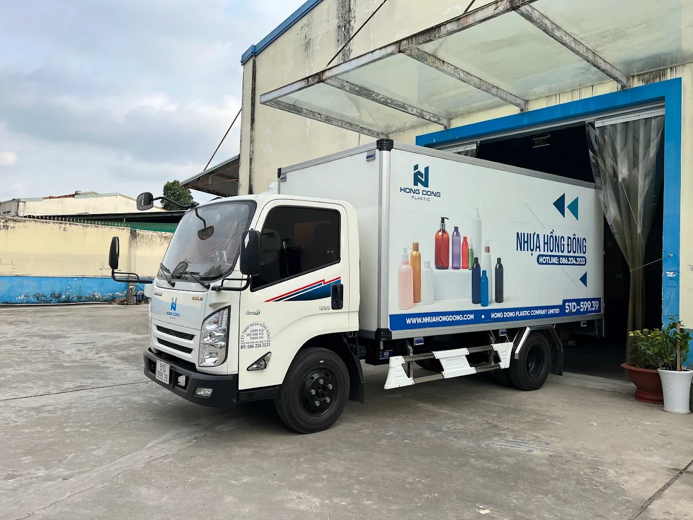 Nhựa Hồng Đông 8