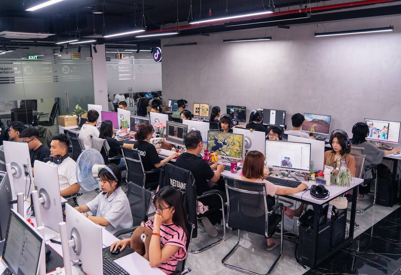 Kênh 28 Entertainment 3