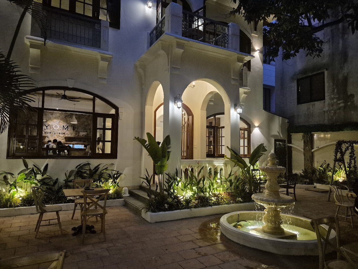 MyoMi Brunch and listening Room 11