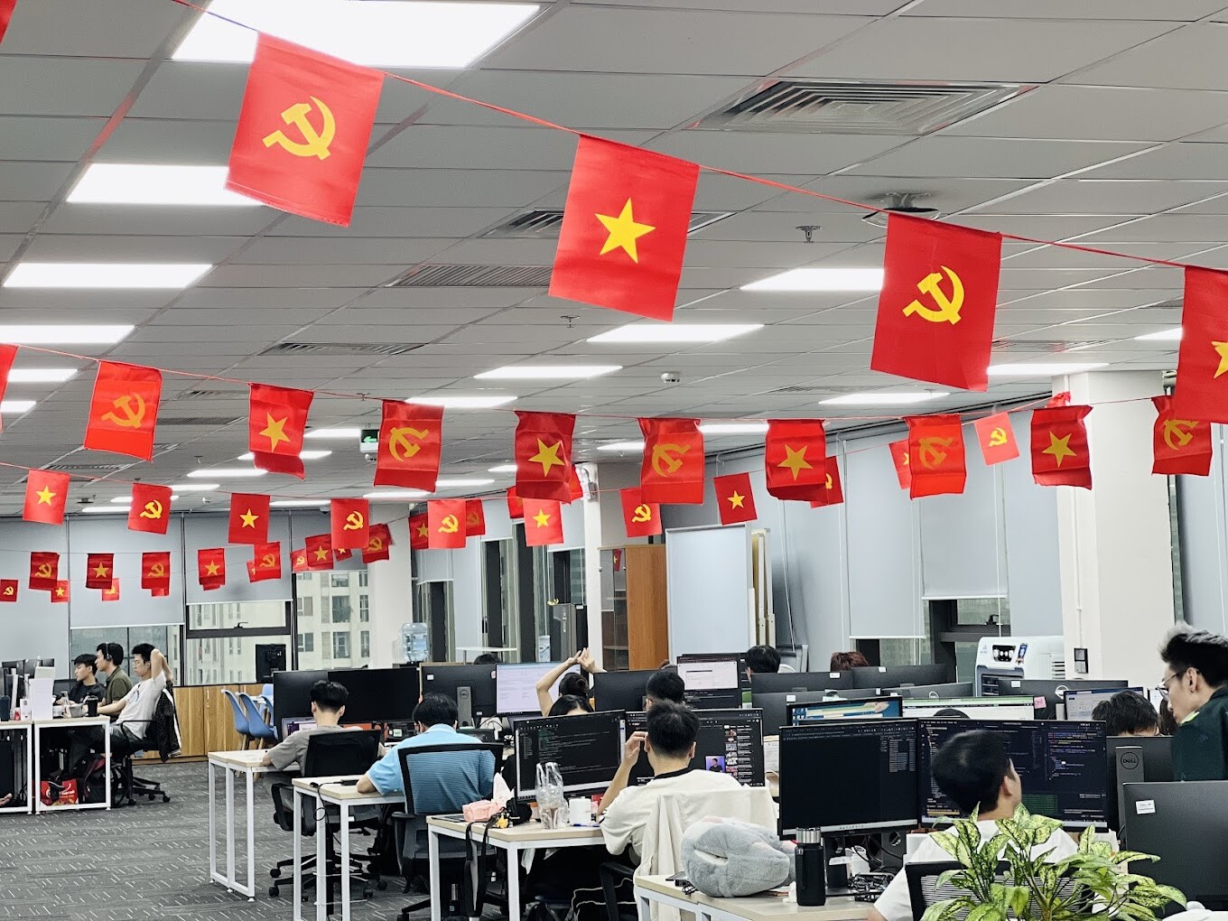 CÔNG TY CỔ PHẦN AEQUITAS 2