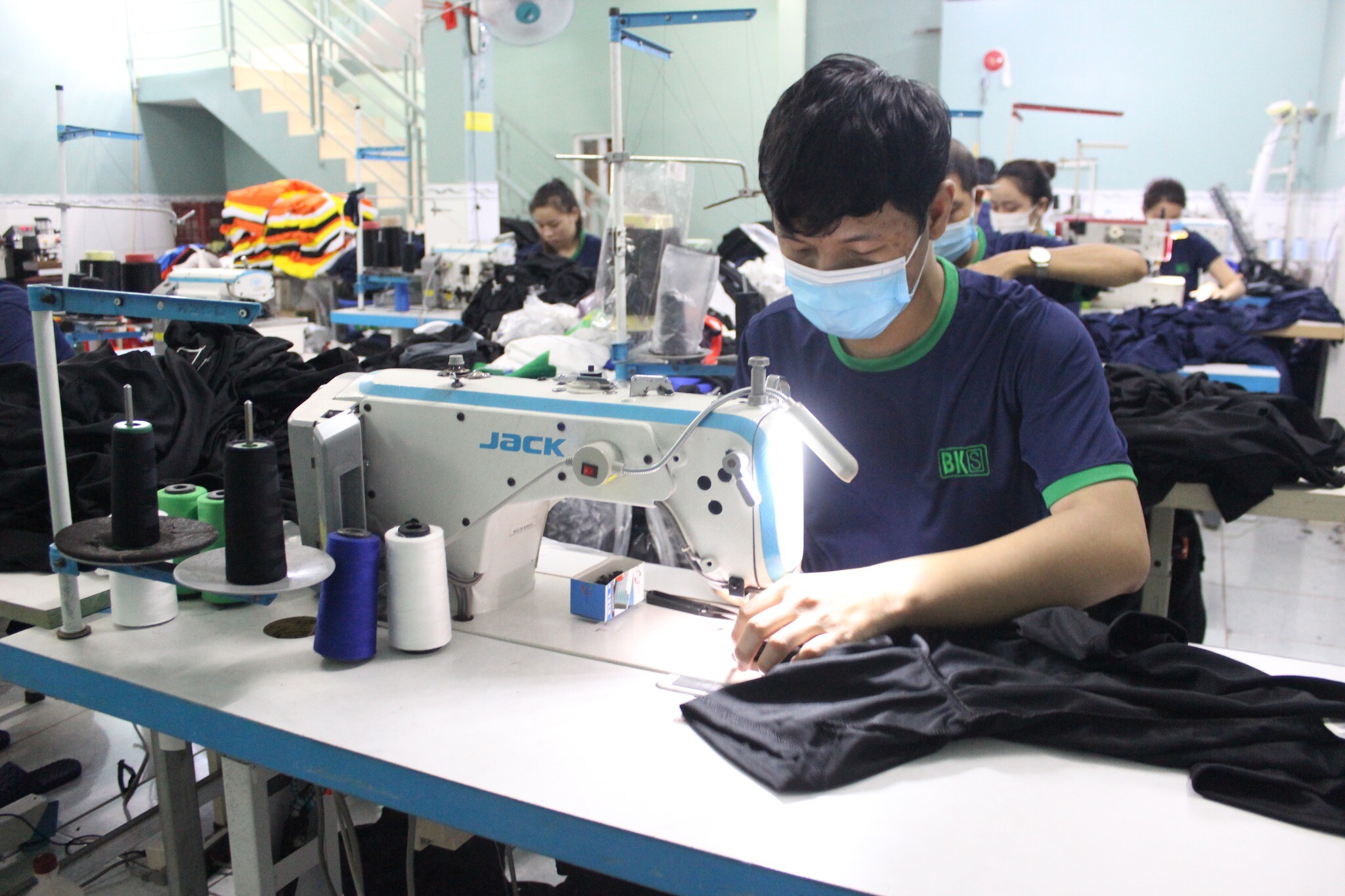 Xuất Nhập Khẩu Bách Khoa 3