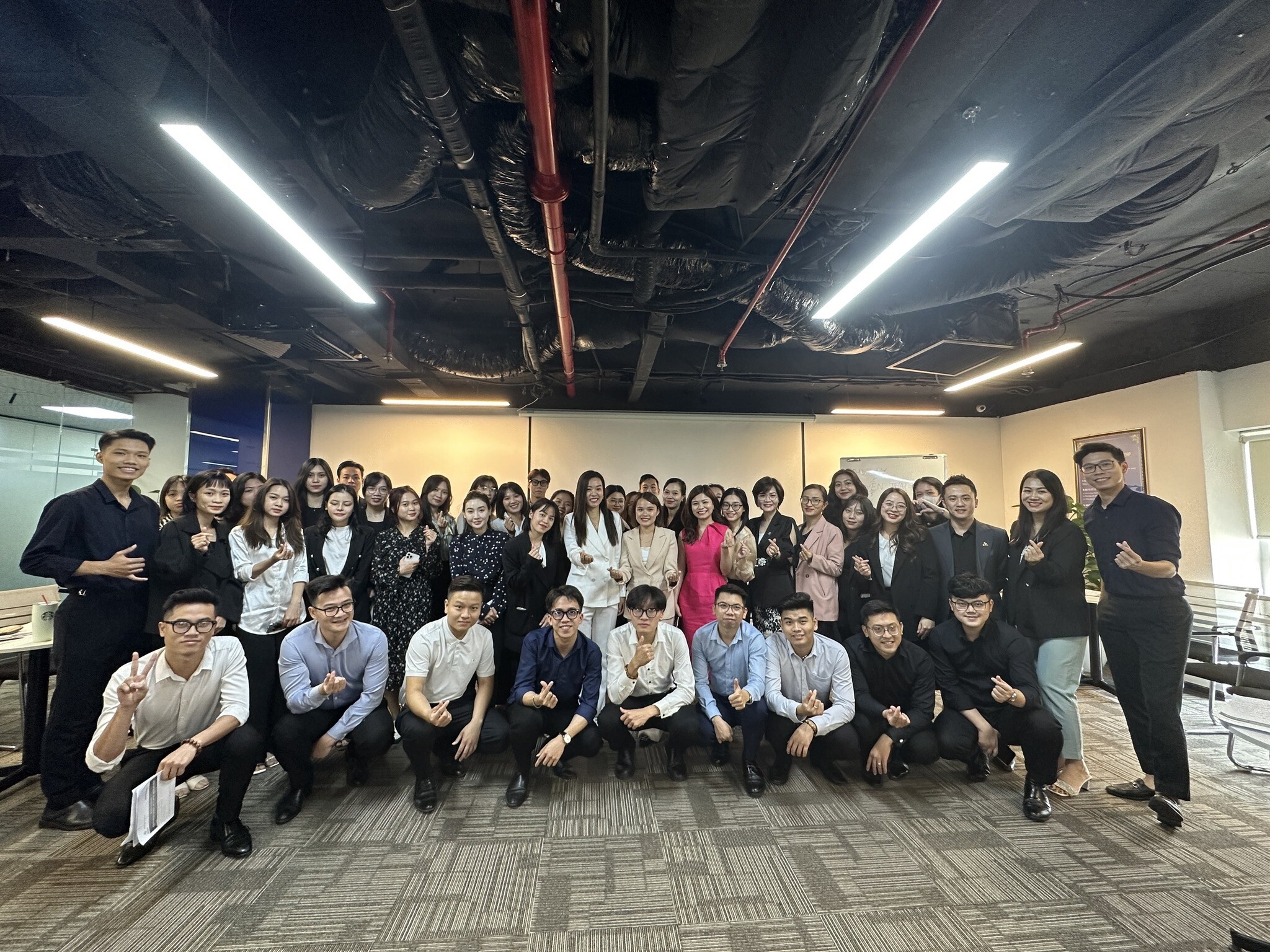 Tập đoàn PCorp 13