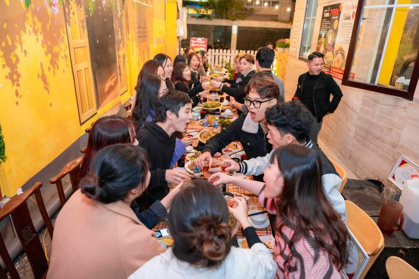 Thương Mại Và Dịch Vụ Tuhu 10