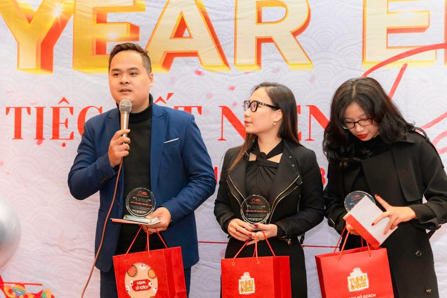 Thương Mại Và Dịch Vụ Tuhu 6