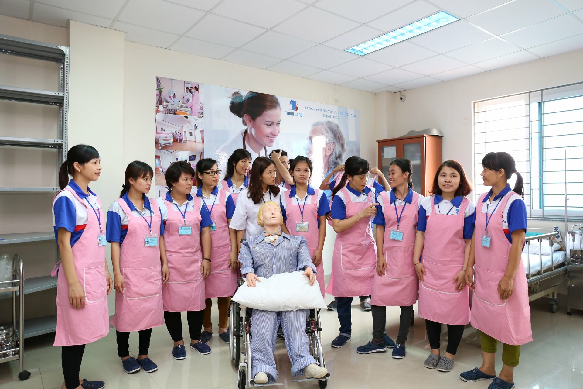 Tập Đoàn Đầu Tư Thương Mại Thịnh Long 11