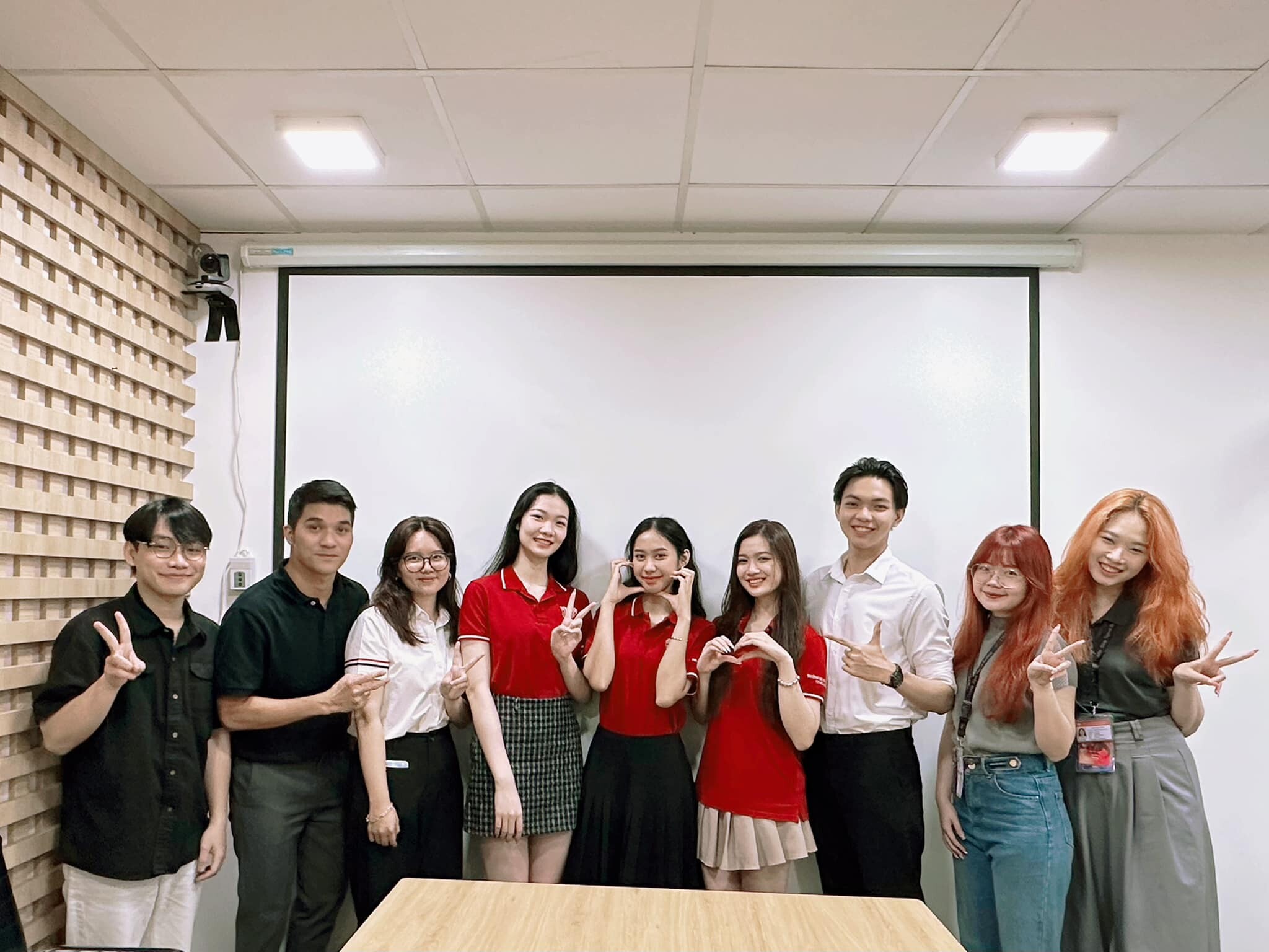 Universe Media Vietnam 8