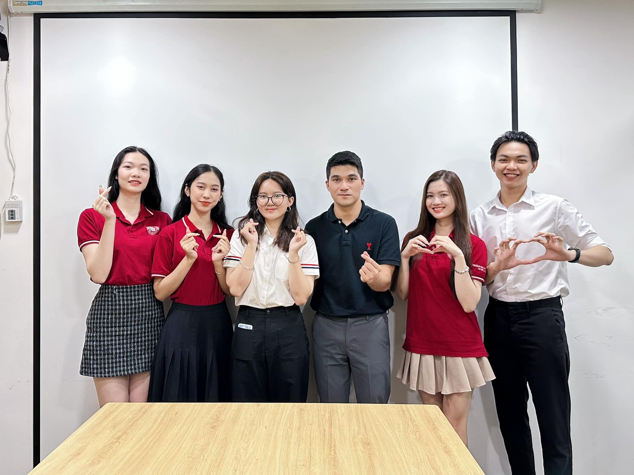 Universe Media Vietnam 4