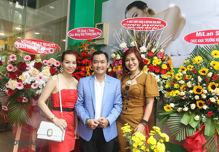 Polly Beauty & Cosmetics 4