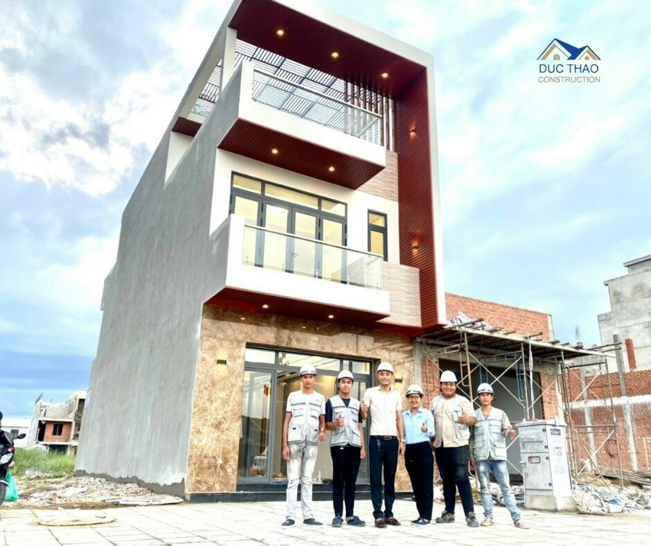 Thiết Kế Và Xây Dựng Đức Thảo 10