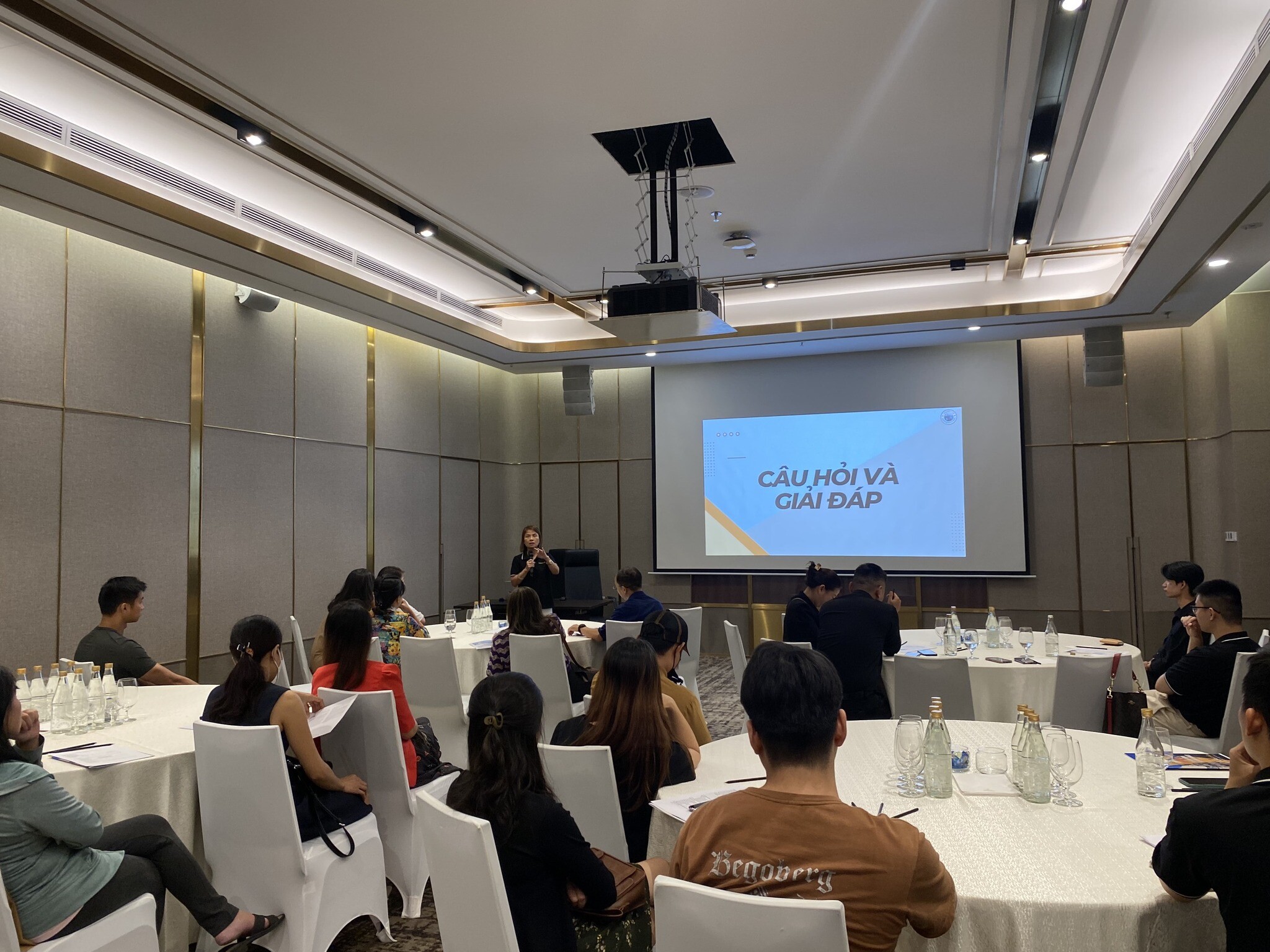 Unistar International 5