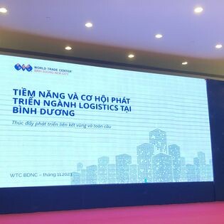 Công Ty  PTP Logistics 8