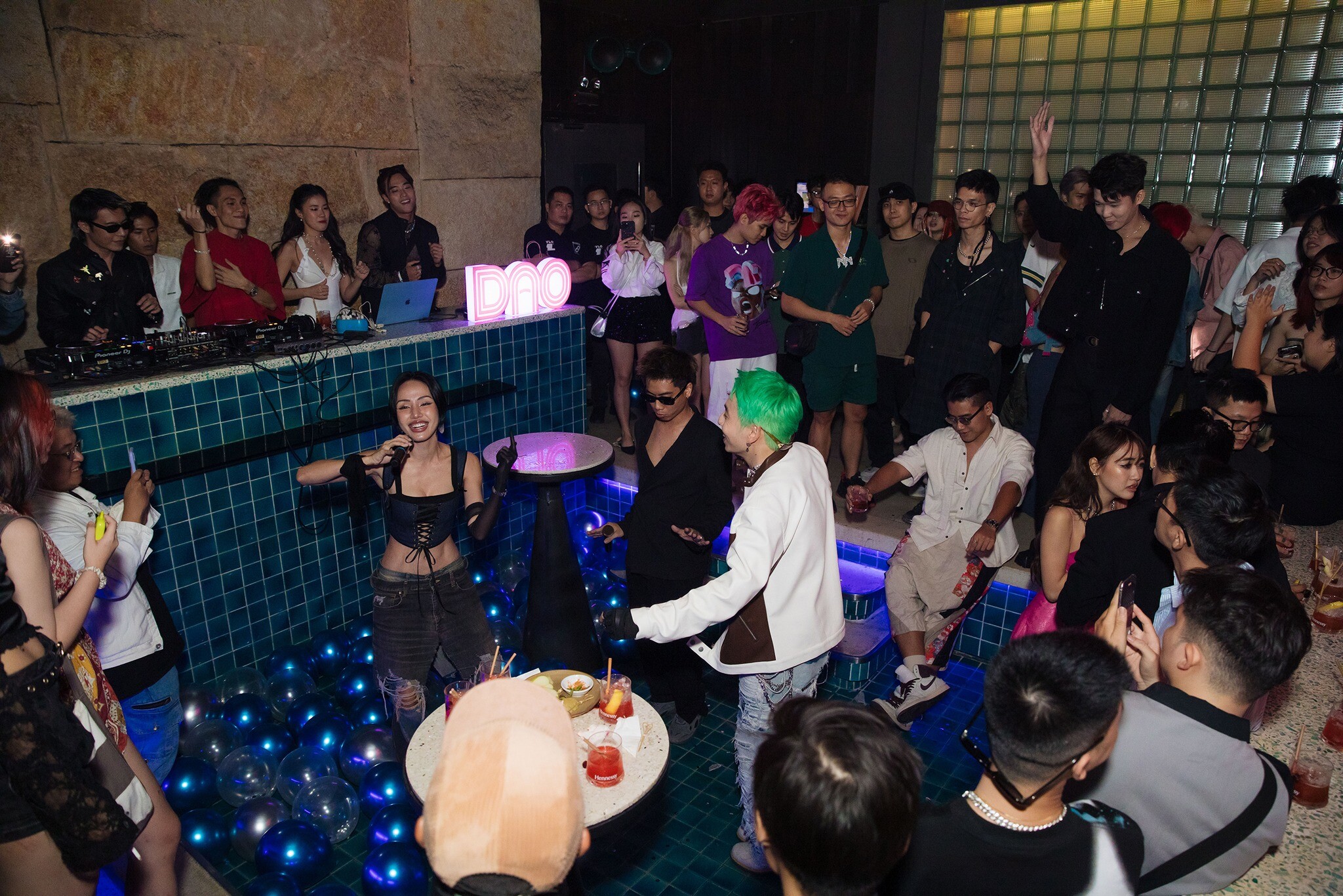 Dao Music Entertainment 7