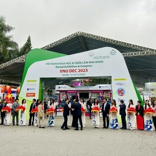 Dược Phẩm Nha Khoa Hoàn Cầu 4