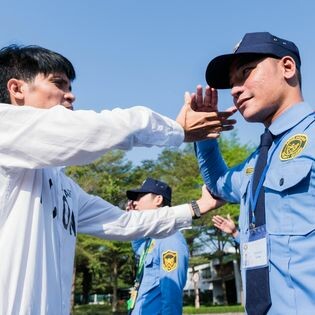 Công ty Bảo Vệ Long Hoàng 7