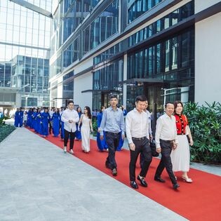 Xây Dựng Thương Mại Dịch Vụ Hồng Tín 5