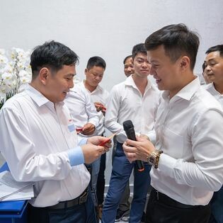 Xây Dựng Thương Mại Dịch Vụ Hồng Tín 2