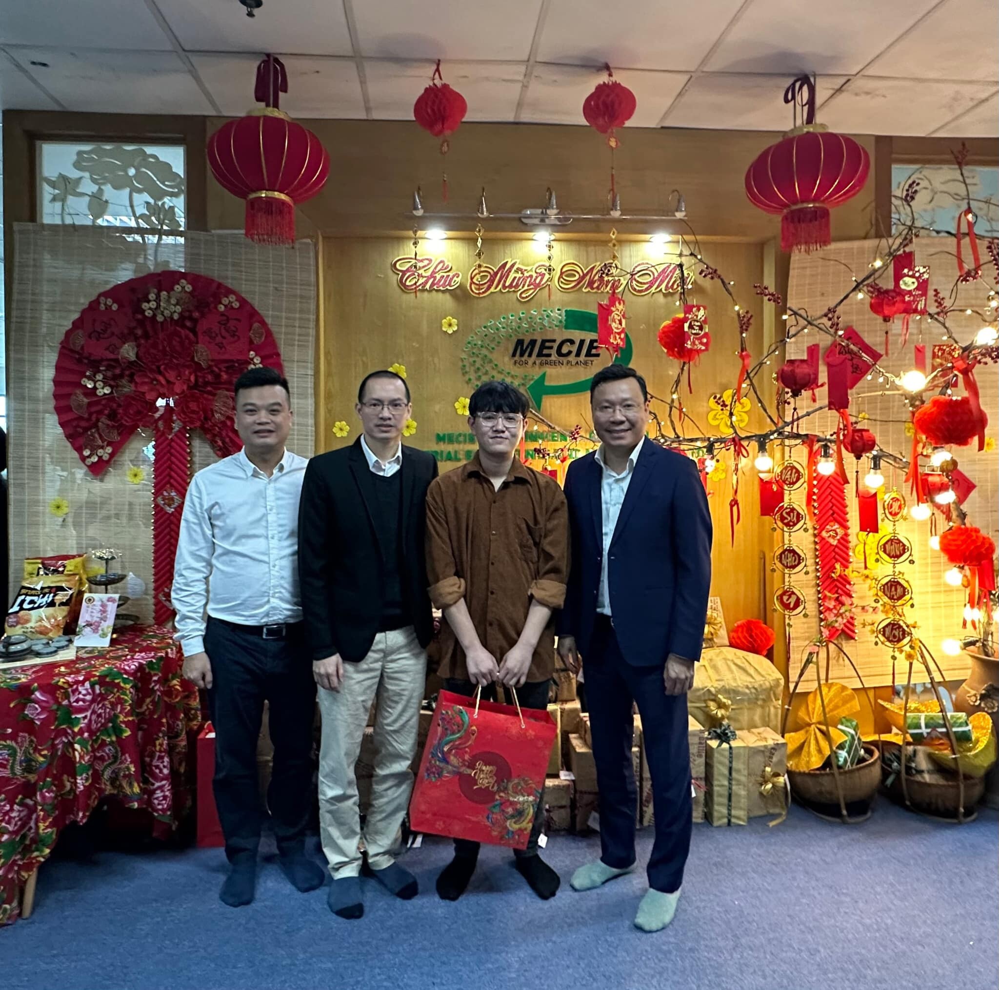 Máy Và Thiết Bị Công Nghiệp Hoá Chất - Môi Trường Mecie 9