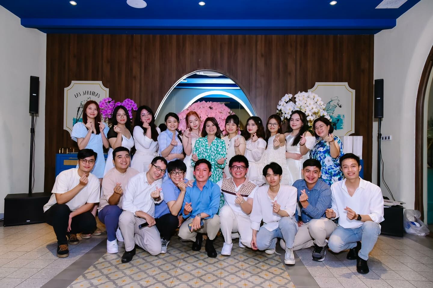 Unistar International 10