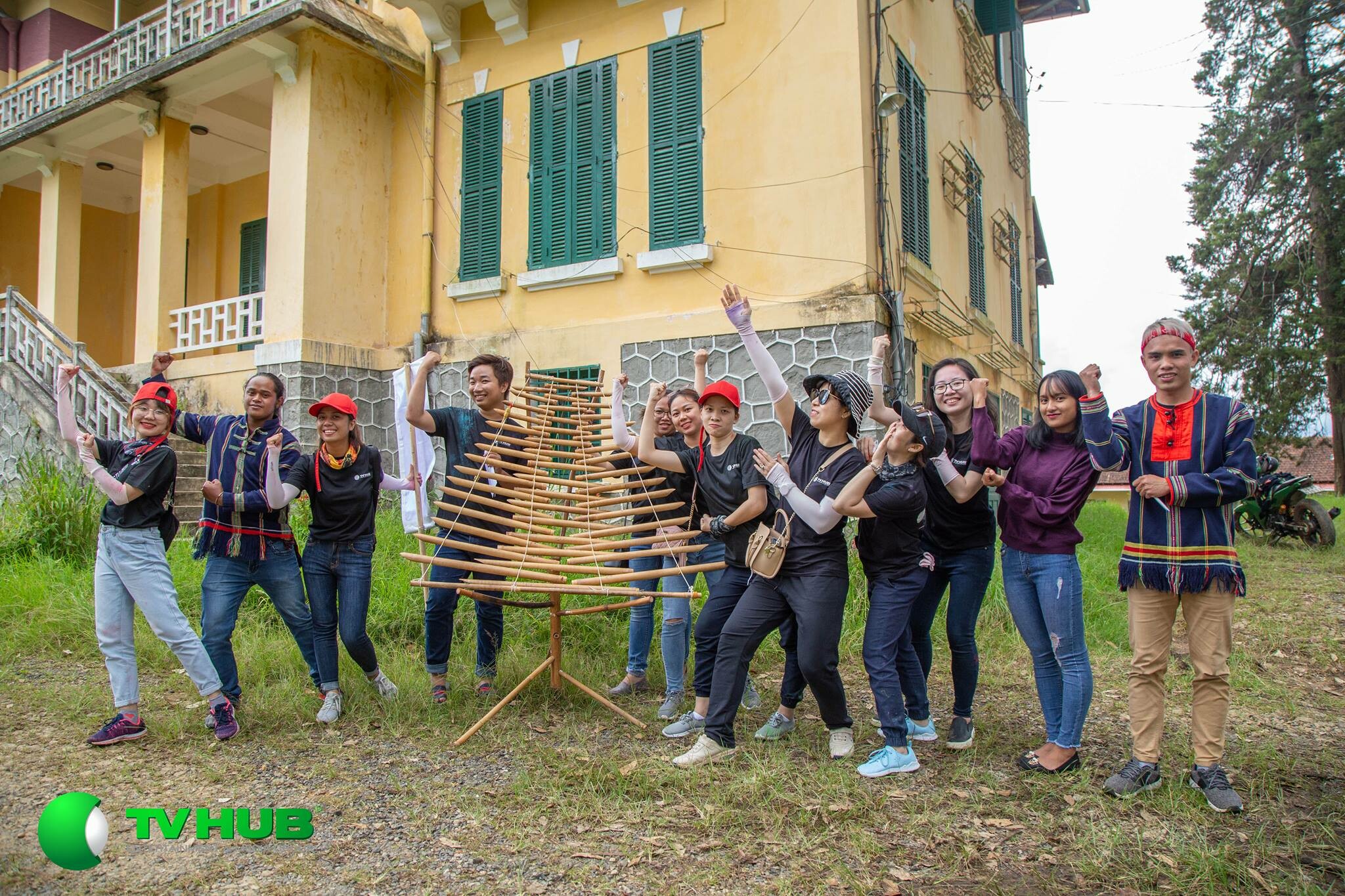 TV HUB Entertainment 5