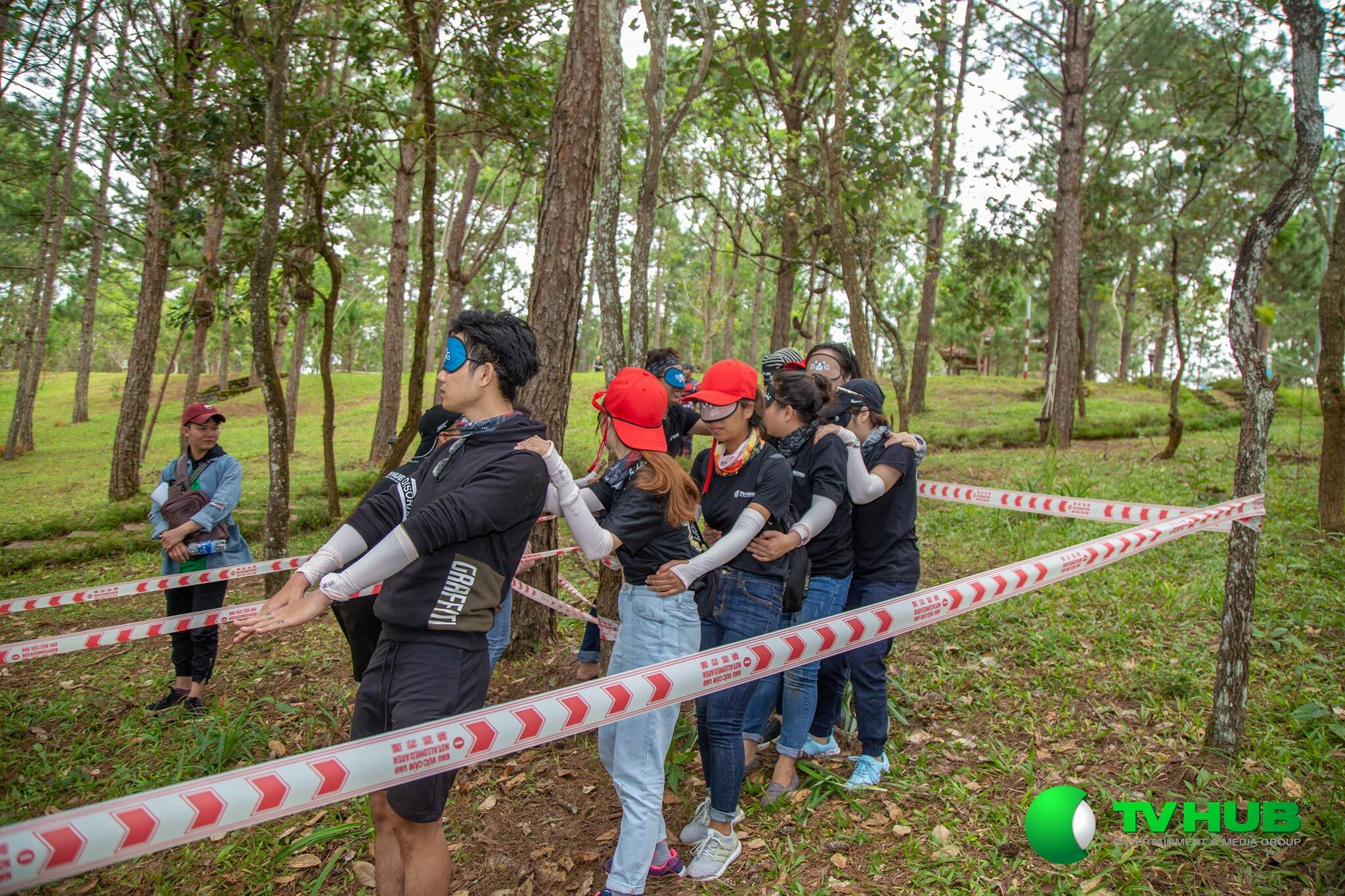 TV HUB Entertainment 6