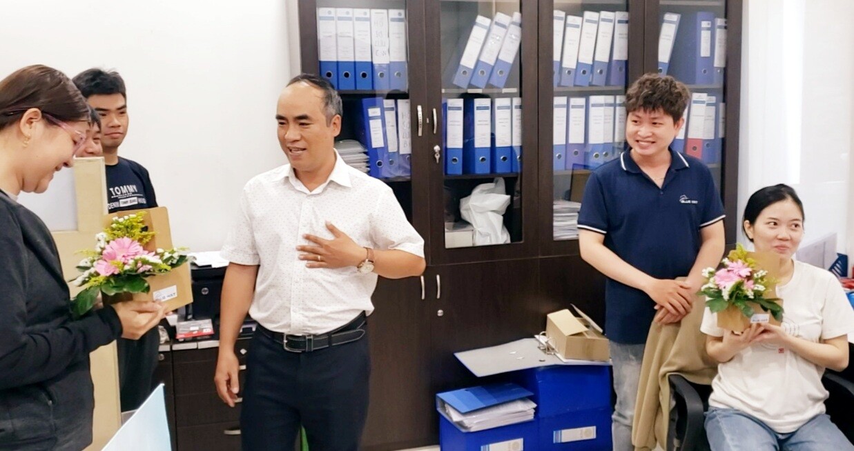 CÔNG TY CỔ PHẦN MŨ XANH (BLUE HAT) 5