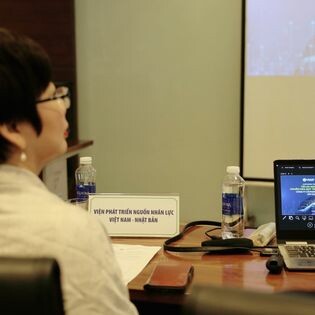 Đầu tư và sản xuất Vĩnh Hưng 8