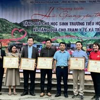 Dược phẩm Hoa Việt 10