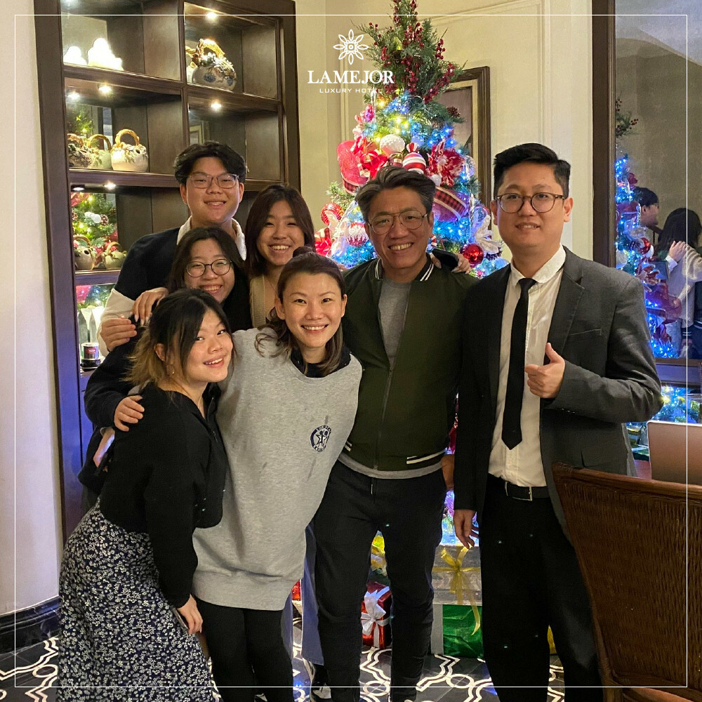 LA MEJOR HOTEL & SKY BAR 4