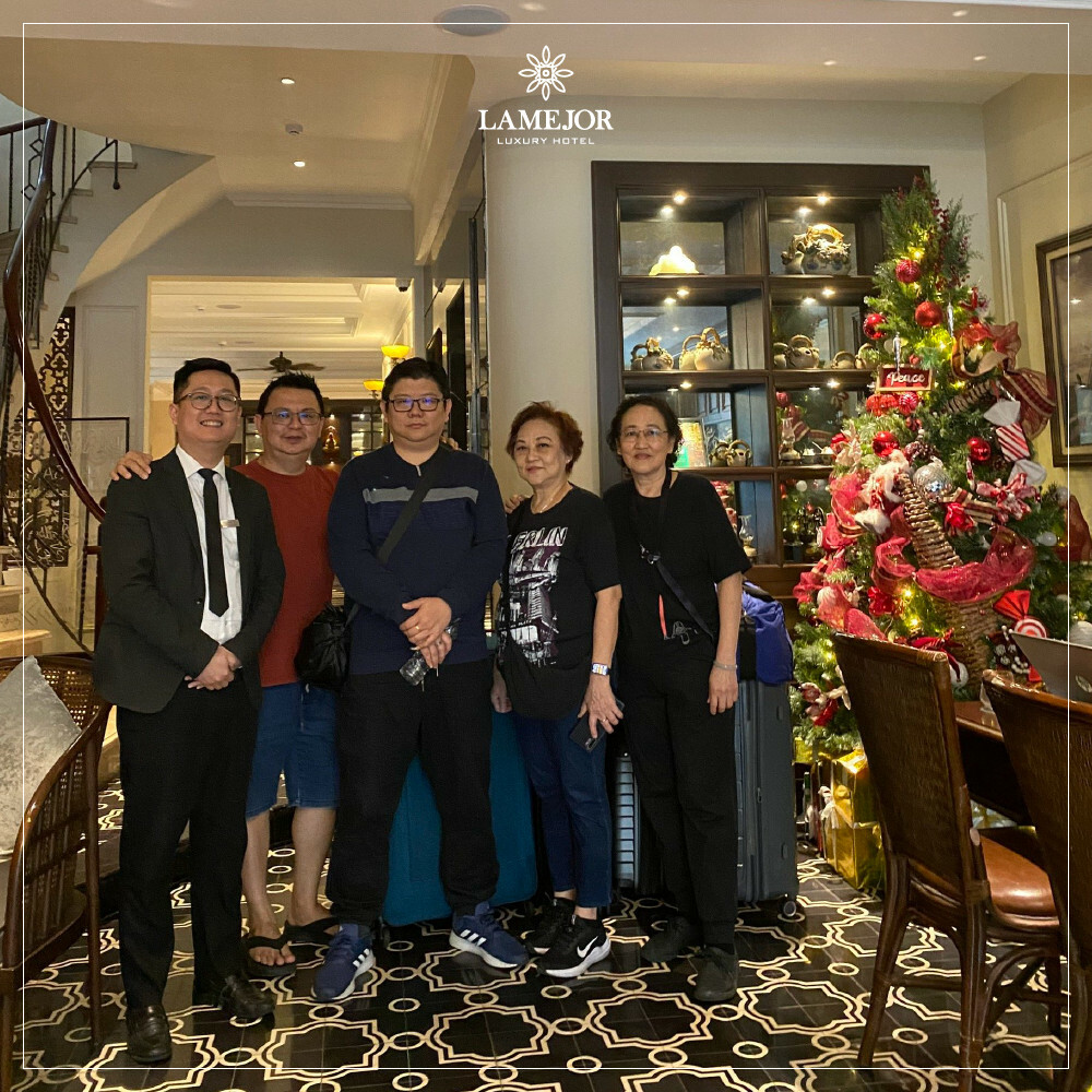 LA MEJOR HOTEL & SKY BAR 5