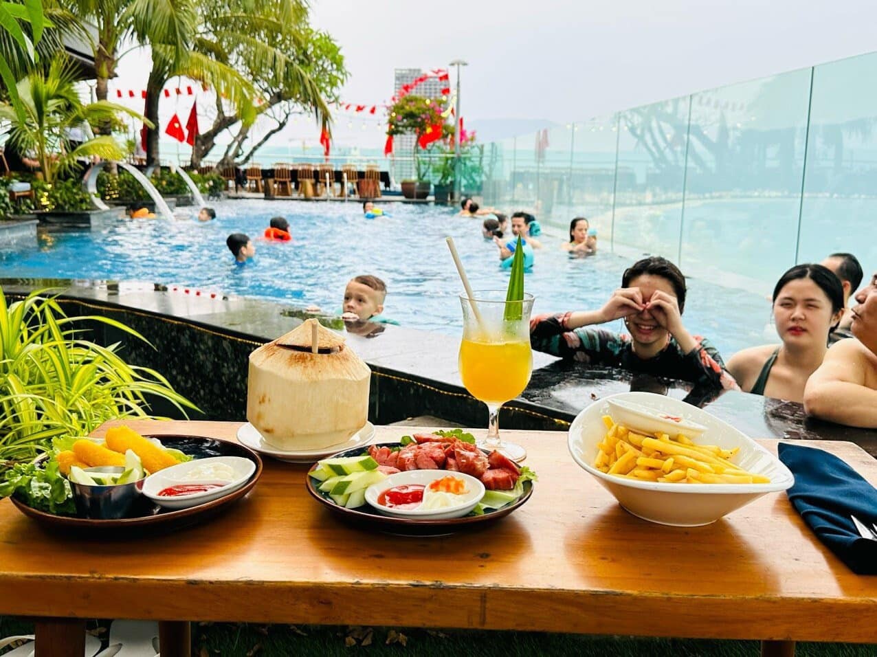 DU LỊCH SÔNG CÔNG 10