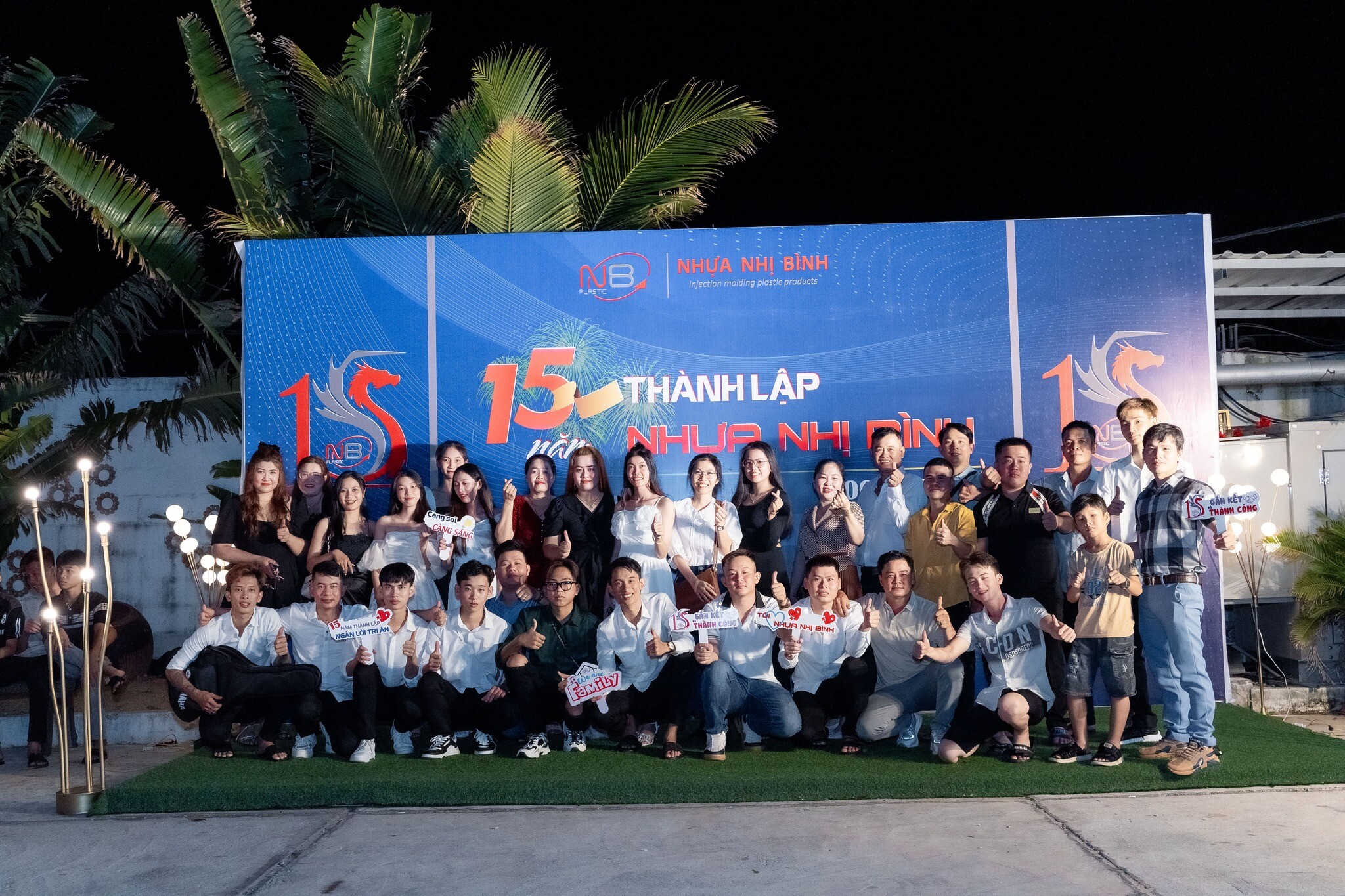 Nhựa Nhị Bình 4