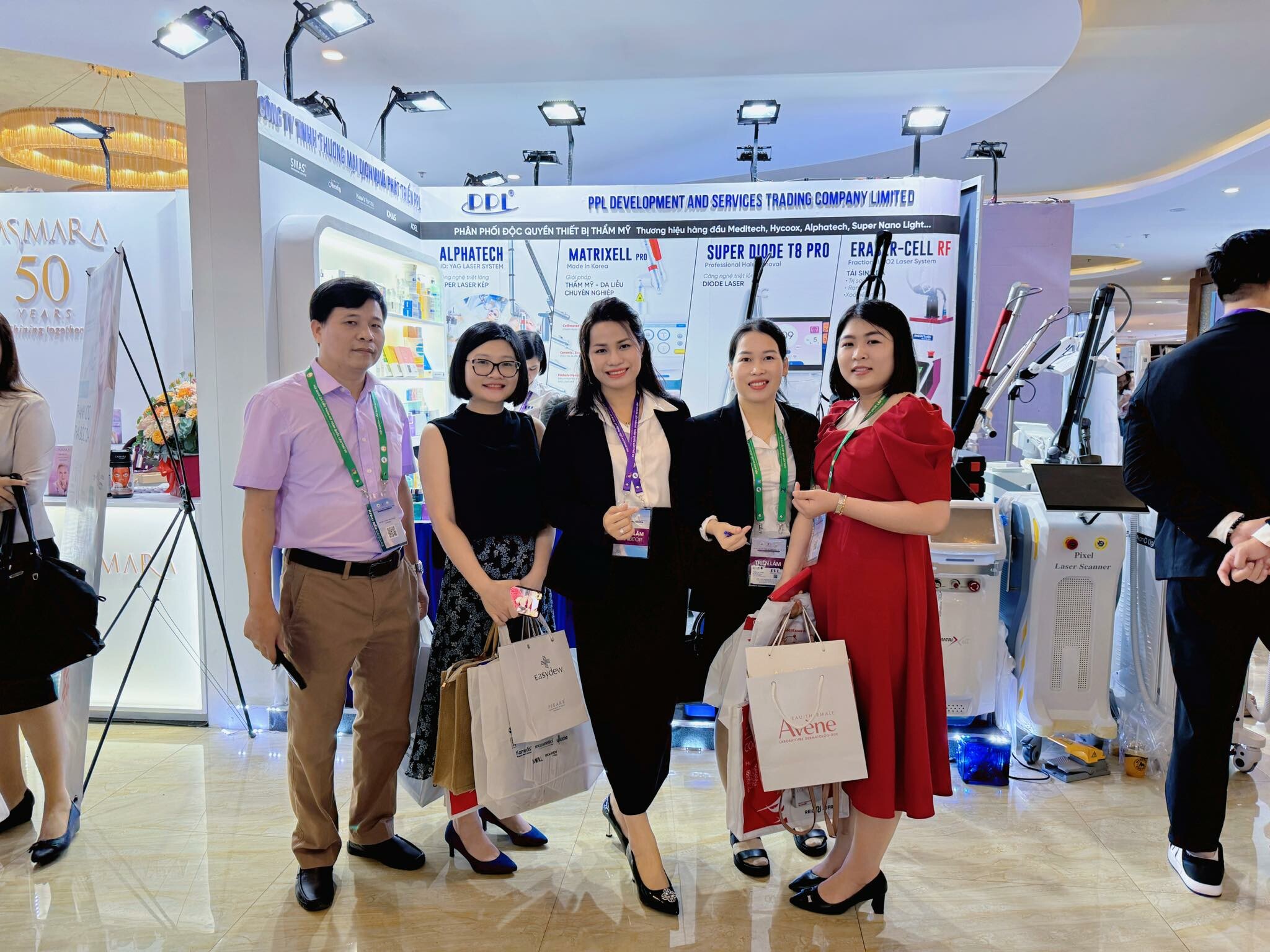 Dịch vụ và Phát triển PPL 18