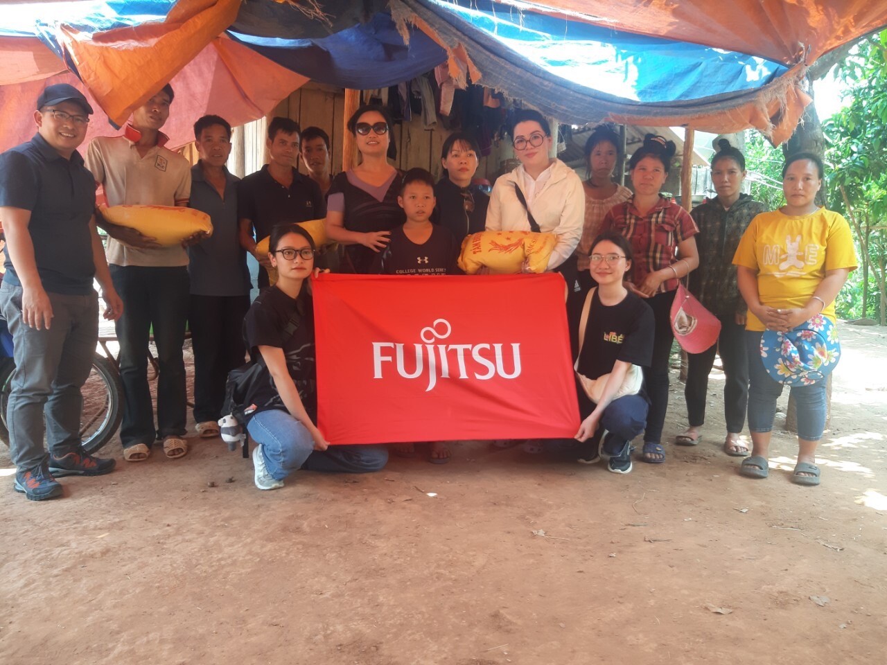 FUJITSU VIETNAM 1