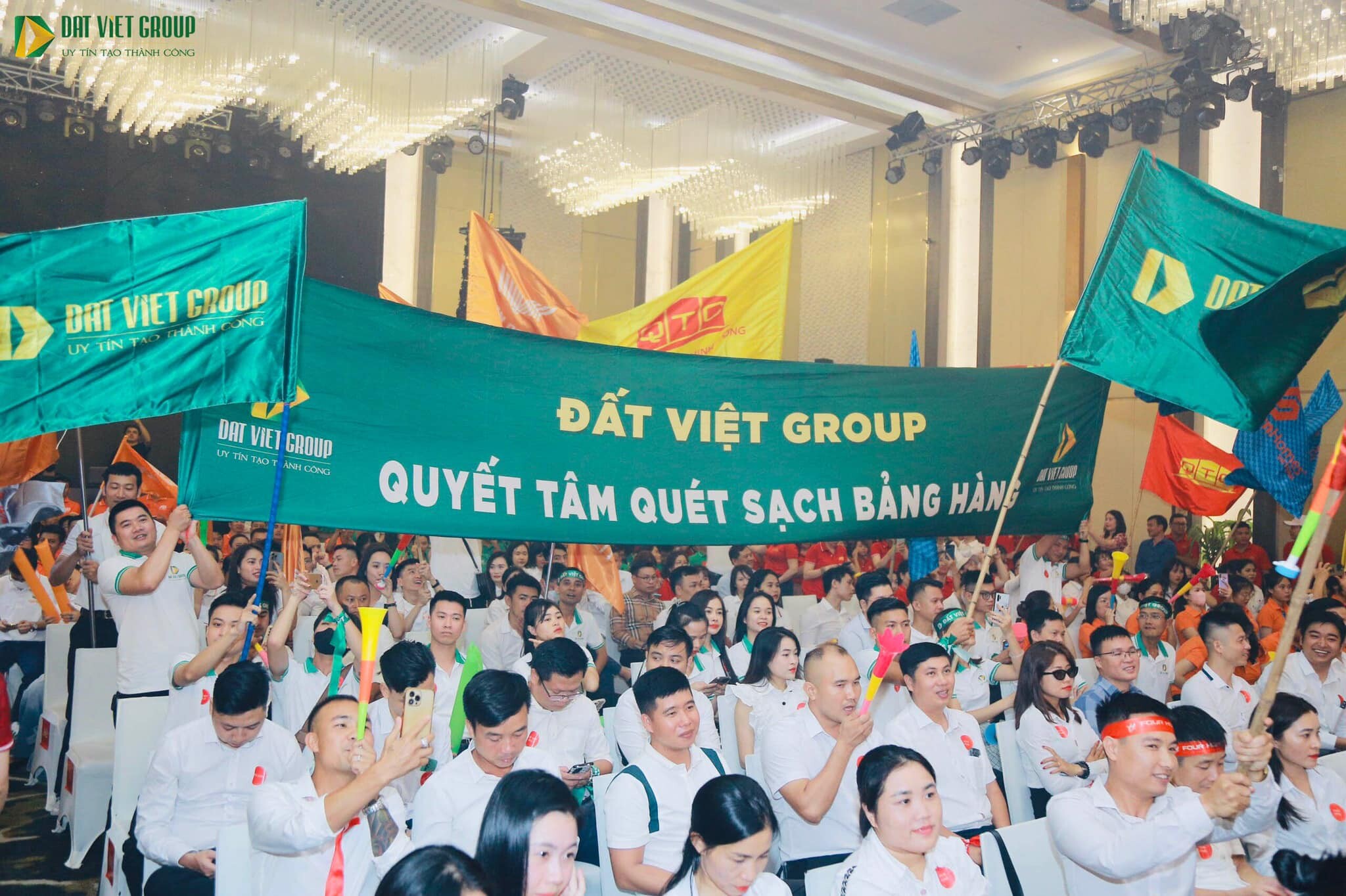 Bất động sản Đất Việt Group 7