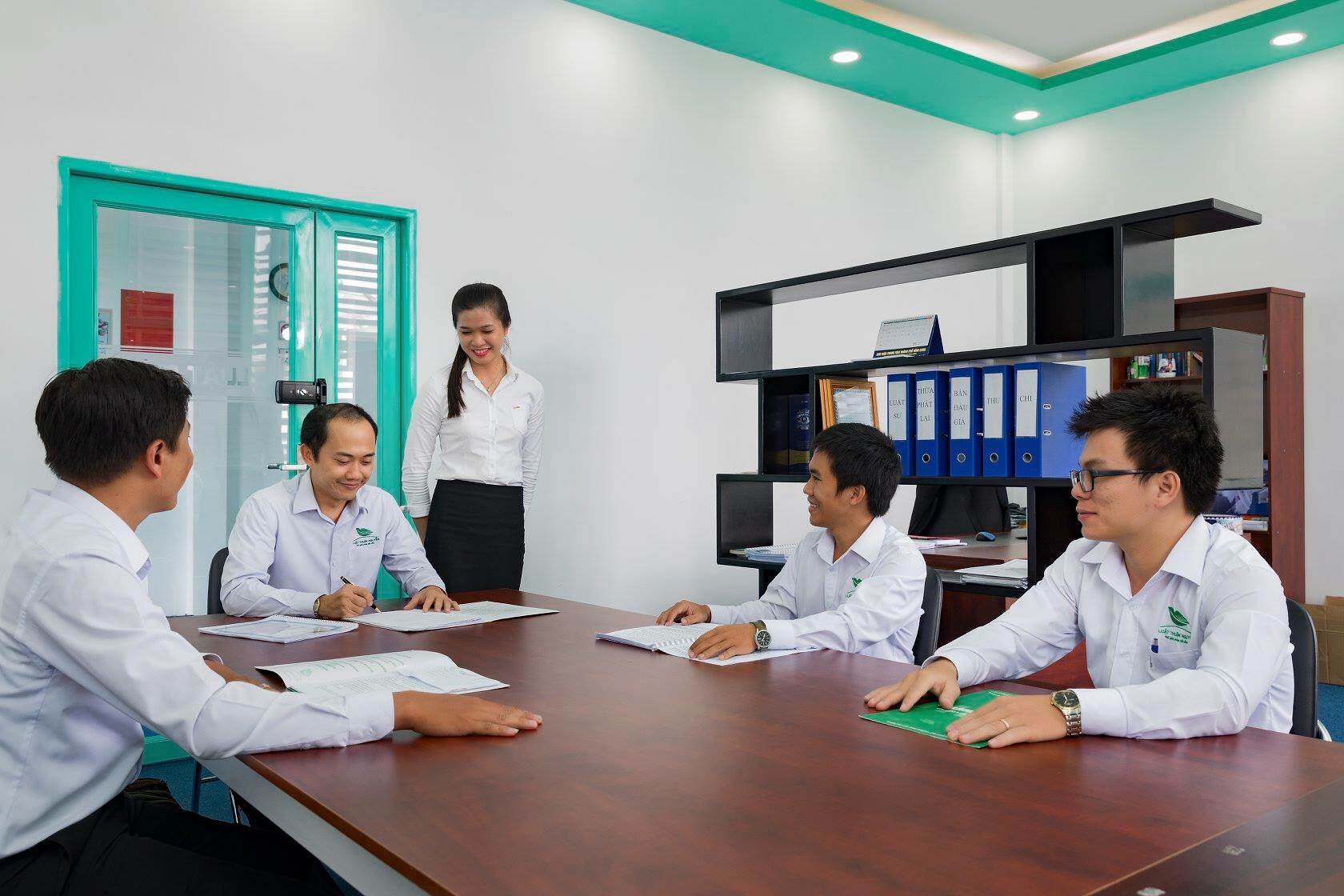 Văn Phòng Luật Thuận Nguyễn 4