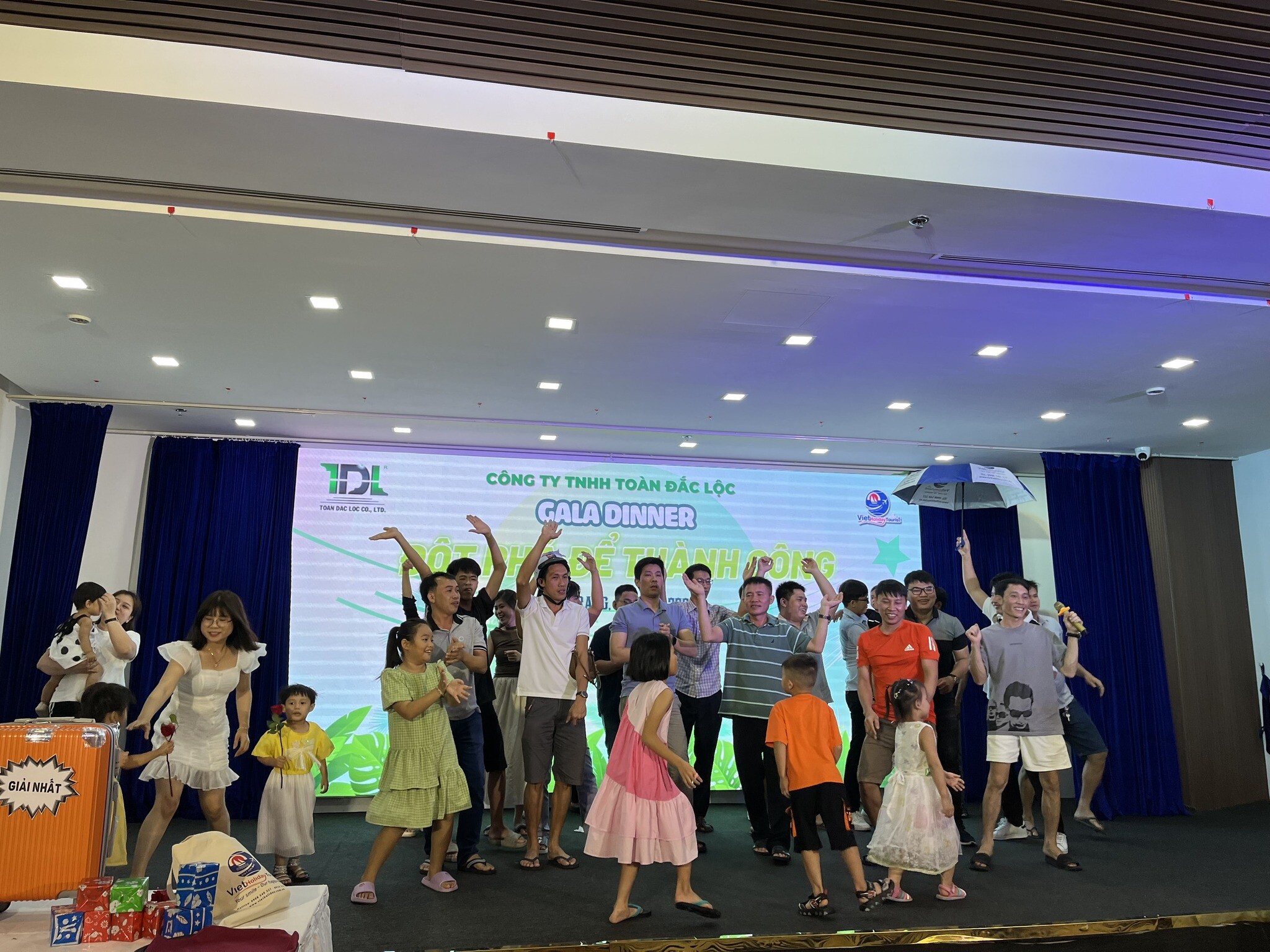 Toàn Đắc Lộc 8