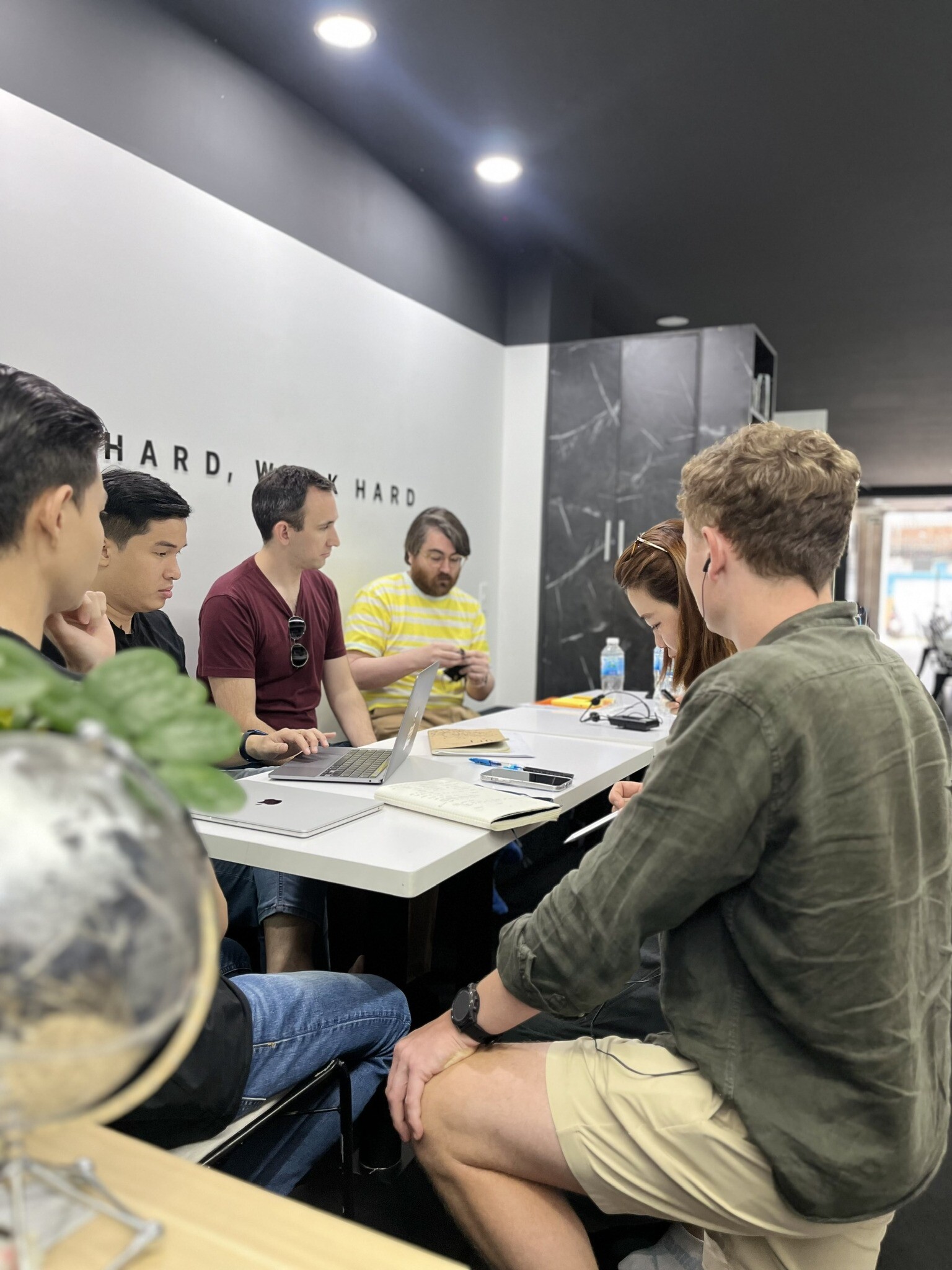 Hợp Tác Xã Vận Tải Du Lịch Hoa Sen 8